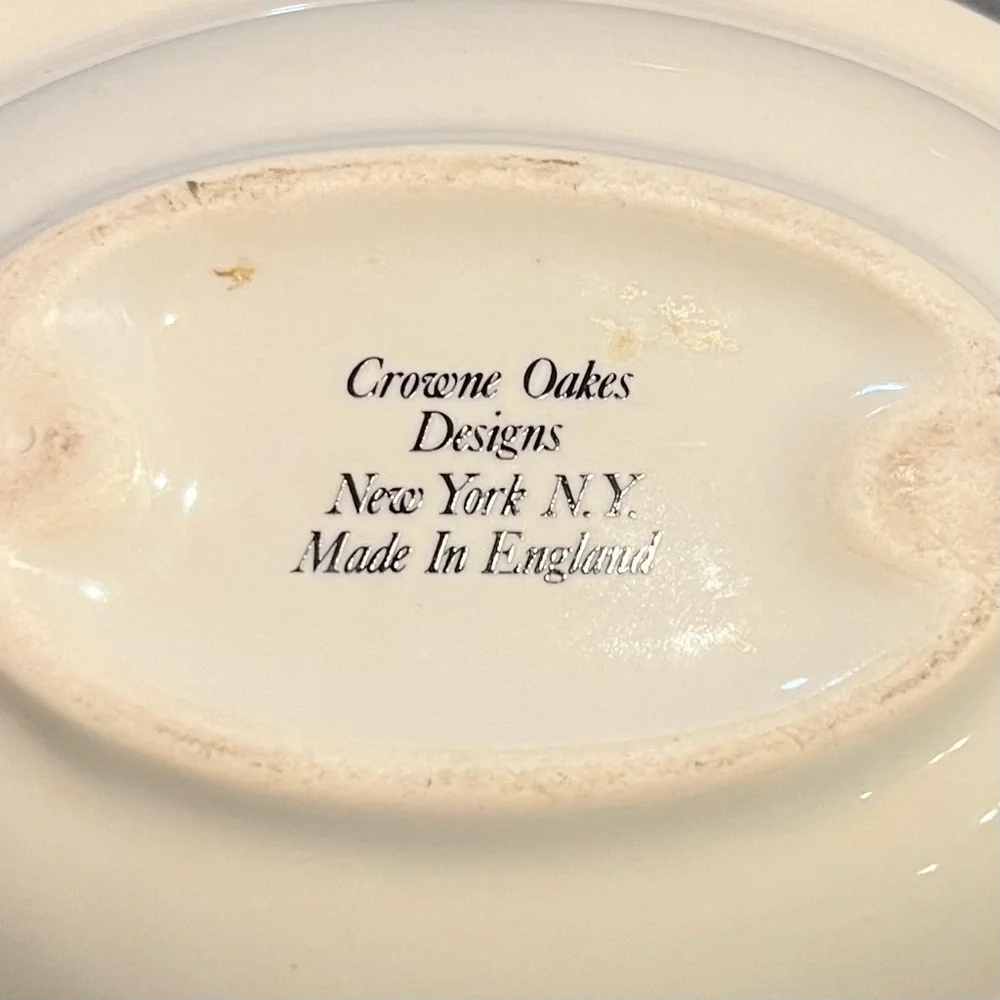Christmas Santa Soap dish Made In England Crowne Oakes Designs